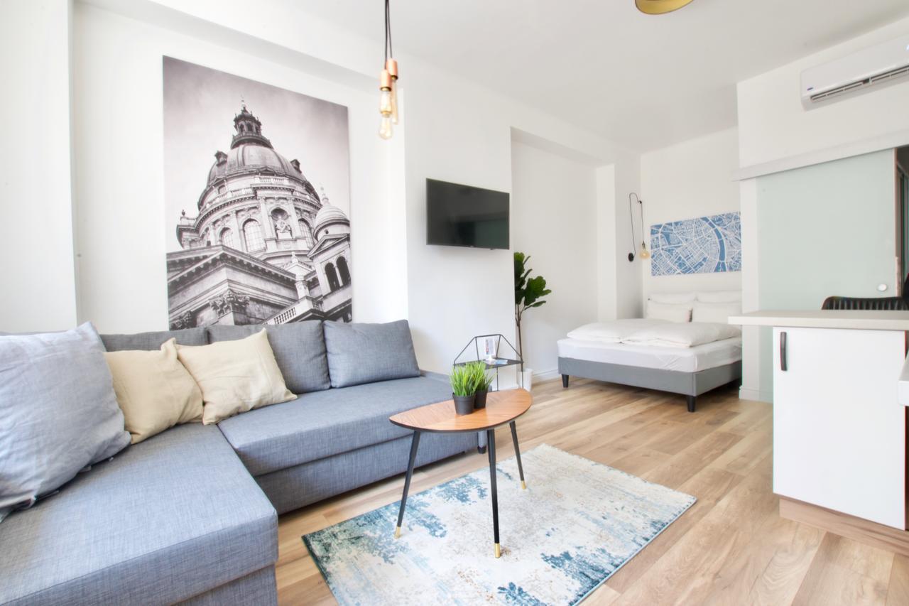 Luxury Apartment By Hi5 - Regiposta Boedapest Buitenkant foto